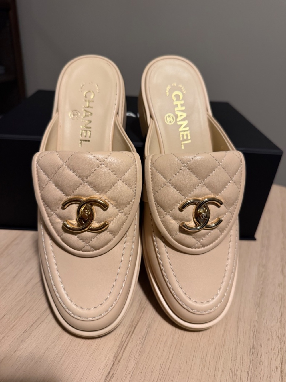 Chanel Lambskin Quilted CC Turnlock Mules 37.5 Light Beige - Picture 2 of 5